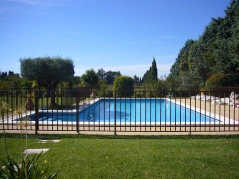 Bed and Breakfast Les Cigales Saint-Andiol Экстерьер фото
