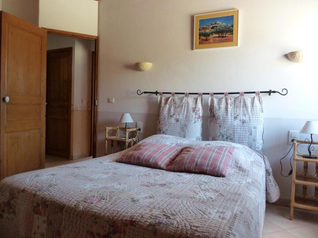 Bed and Breakfast Les Cigales Saint-Andiol Экстерьер фото